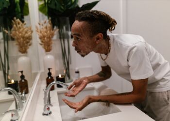 Mniej znaczy więcej – jak szybko zadbać o wygląd w 5 minut?