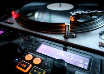 TSUE: Polska ma zapłacić 8,3 mln euro za niewdrożenie dyrektywy dotyczącej praw autorskich online