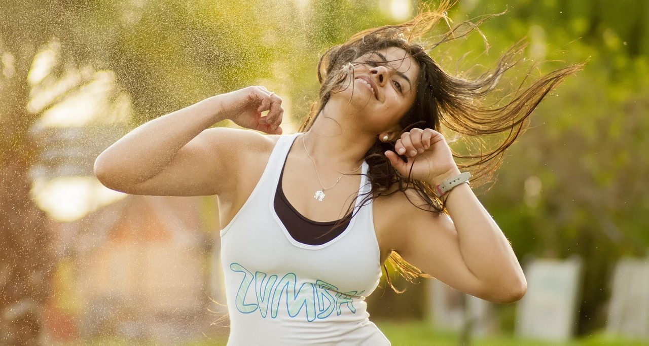 Zumba w dębickim parku. Bezpłatne zajęcia dla mieszkańców 6 - Polskie Radio Rzeszów Zumba w dębickim parku. Bezpłatne zajęcia dla mieszkańców