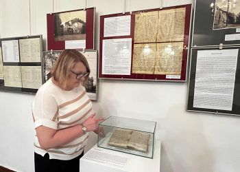 W Muzeum w Przeworsku wystawa „Niedokończona sukienka – świat Basi Rosenberg” [ZDJĘCIA]