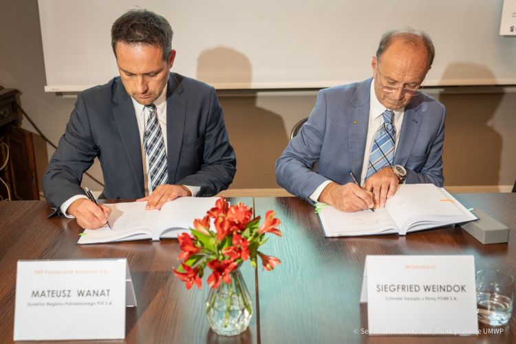 Umowa na rewitalizację linii kolejowej z Jasła do Nowego Zagórza – podpisana