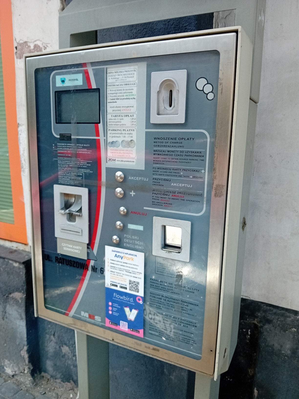 W Przemyślu zostanie zainstalowanych 47 nowoczesnych parkomatów - Polskie Radio Rzeszów