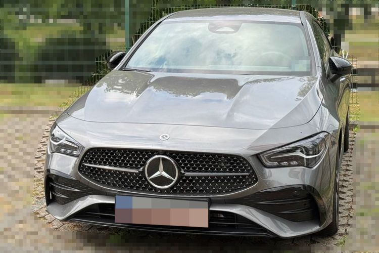 Odzyskano dwa skradzione samochody warte 185 tys. zł