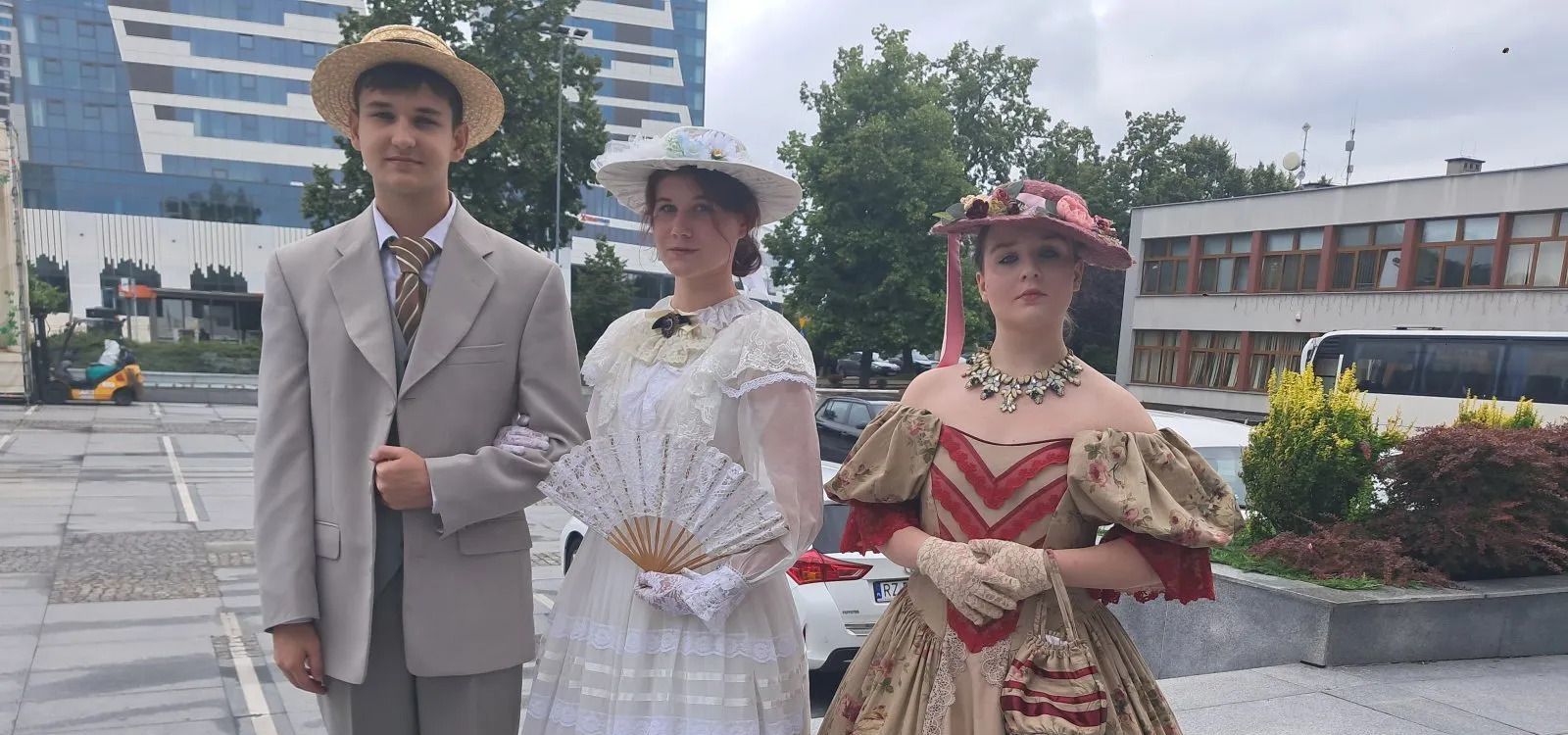 Stowarzyszenia "Damy i Huzary" zaprasza na bal w Rzeszowie 6 - Polskie Radio Rzeszów Stowarzyszenia „Damy i Huzary” zaprasza na bal w Rzeszowie