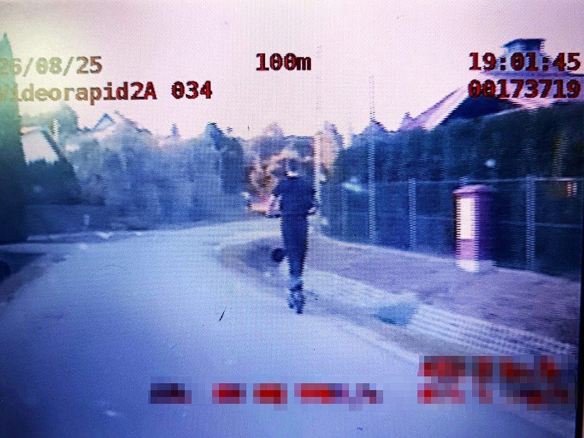 15-latek nie miał karty rowerowej, ale mama pozwoliła mu jeździć hulajnogą po drodze