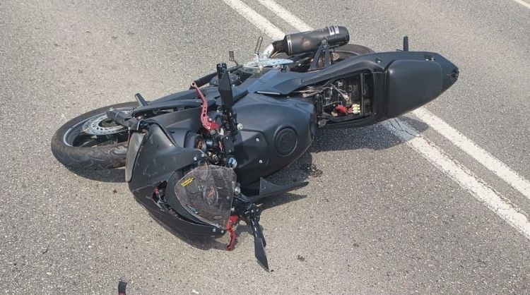 16-letni motocyklista wjechał w dostawczy bus 1 - Polskie Radio Rzeszów 16-letni motocyklista wjechał w dostawczy bus