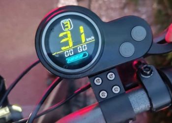 Nietrzeźwy 66-latek wiózł na hulajnodze pasażera