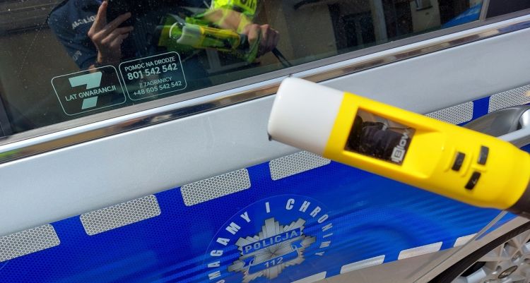 Obywatelskie ujęcie pijanego kierowcy w Stalowej Woli 1 - Polskie Radio Rzeszów Obywatelskie ujęcie pijanego kierowcy w Stalowej Woli