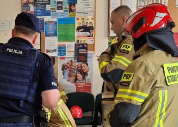 14-latek zasłabł na chodniku, na pomoc ruszyli policjanci