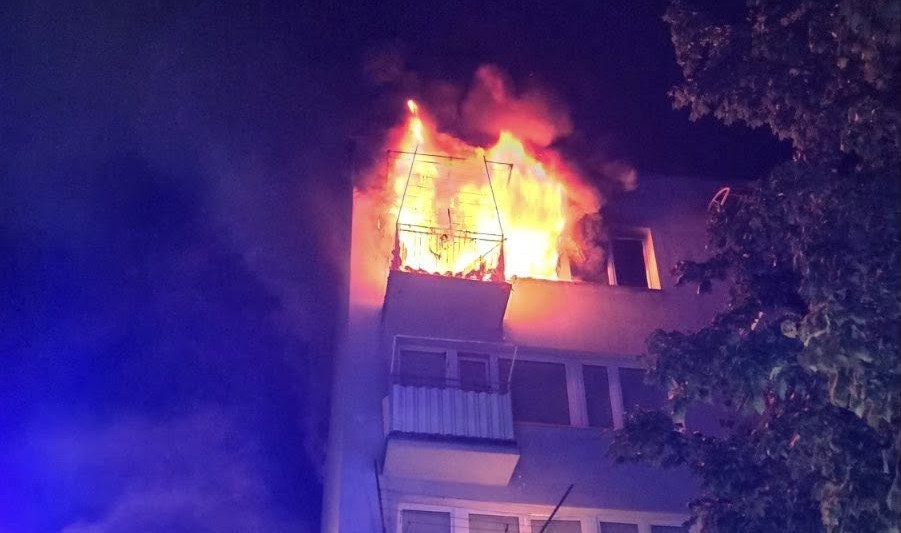 Pożar w Tarnobrzegu. Ewakuacja mieszkańców bloku