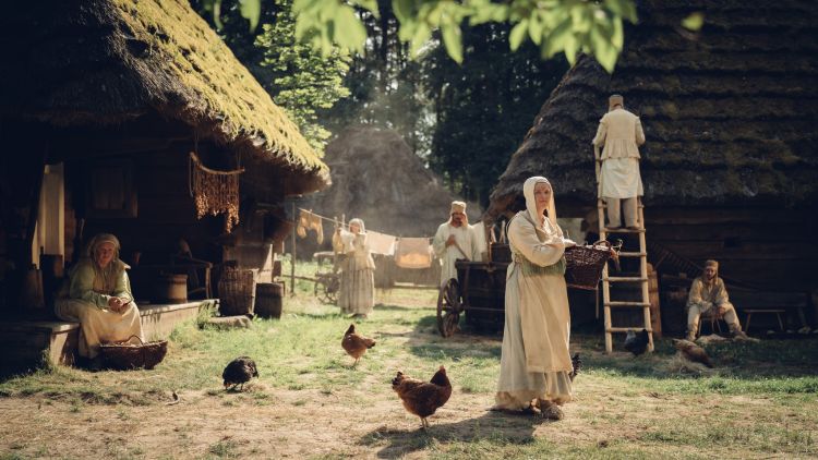 Drugi sezon serialu "1670" gotowy do premiery 1 - Polskie Radio Rzeszów Drugi sezon serialu „1670” gotowy do premiery