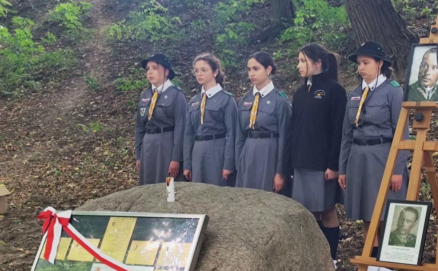 Dąb Pamięci kpt. Franciszka Stanka w Górze Ropczyckiej