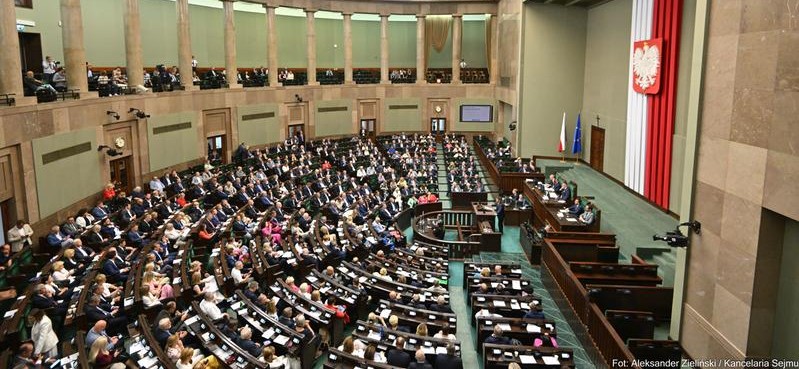 Sejmowa komisja opowiedziała się za uchyleniem immunitetu Antoniego Macierewicza