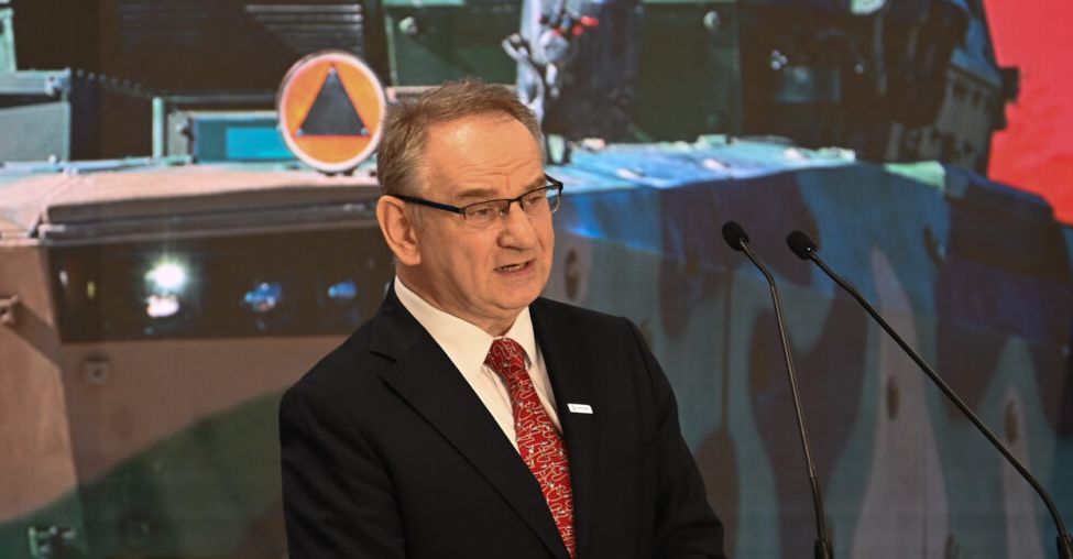 Wojciech Kędziera nie będzie już prezesem Huty Stalowa Wola