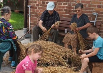 W podkarpackich wsiach trwają ostatnie przygotowania wieńców dożynkowych