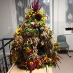 W podkarpackich wsiach trwają ostatnie przygotowania wieńców dożynkowych - Polskie Radio Rzeszów