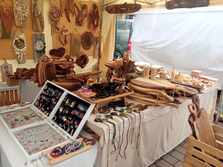 XXVI Jarmark Dominikański w Tarnobrzegu – niemal 100 wystawców z całej Polski [ZDJĘCIA]