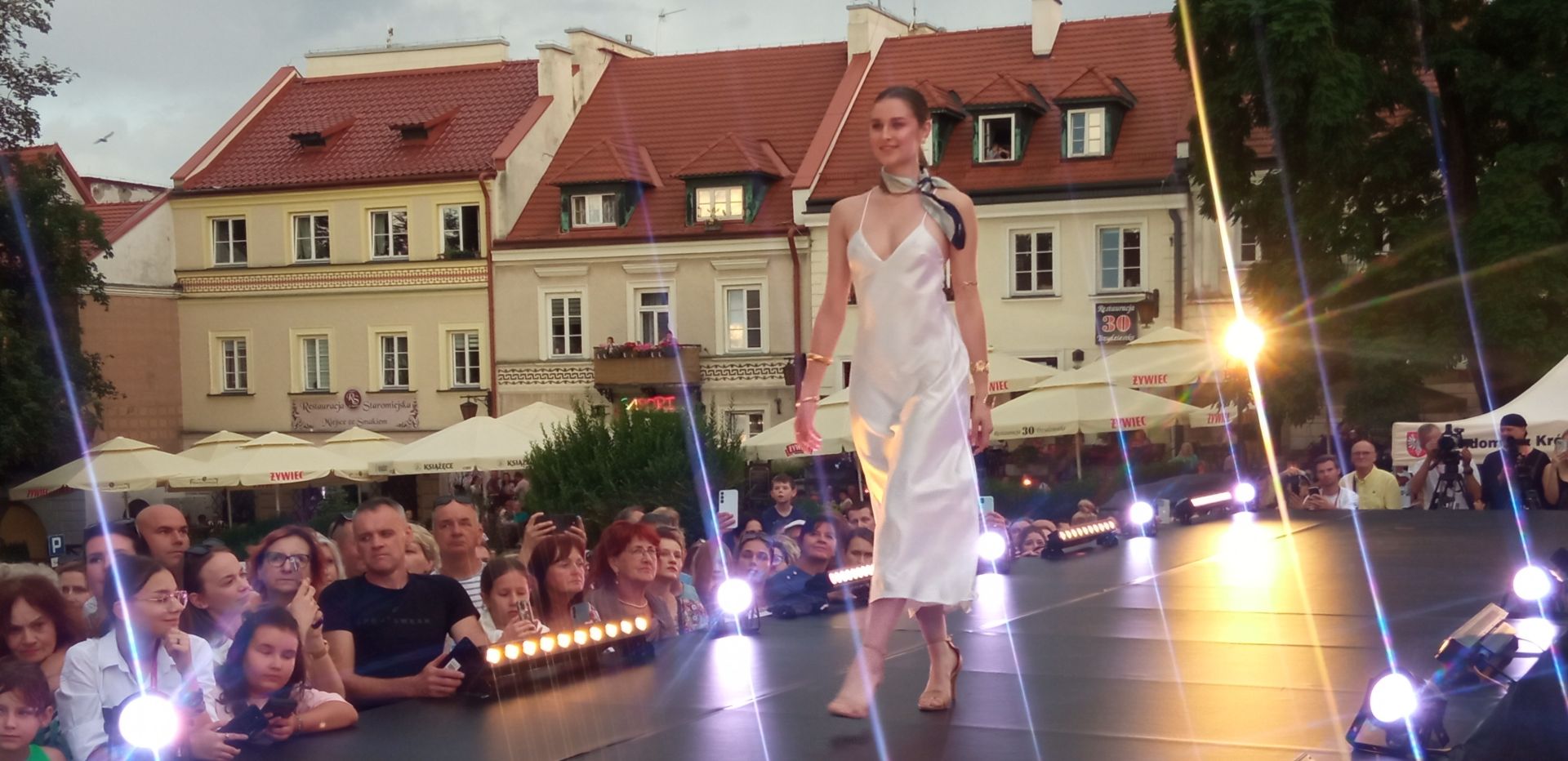 Projektanci z całej Polski zjechali na Nadwiślański Fashion Week w Sandomierzu