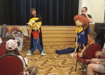 Lalkowy spektakl i warsztaty w Tarnobrzegu. Dzieci poznały tajniki teatru O!Teatr