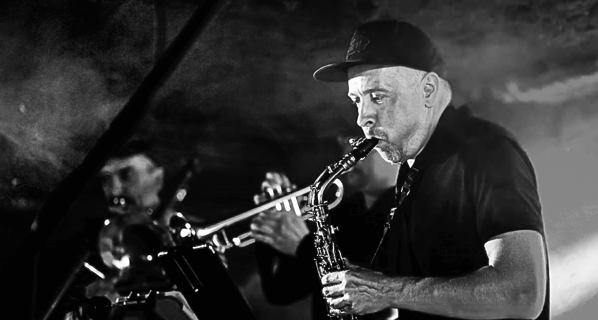 Melodie ludowe Podkarpacia w jazzowych aranżacjach. Zapraszamy do słuchania