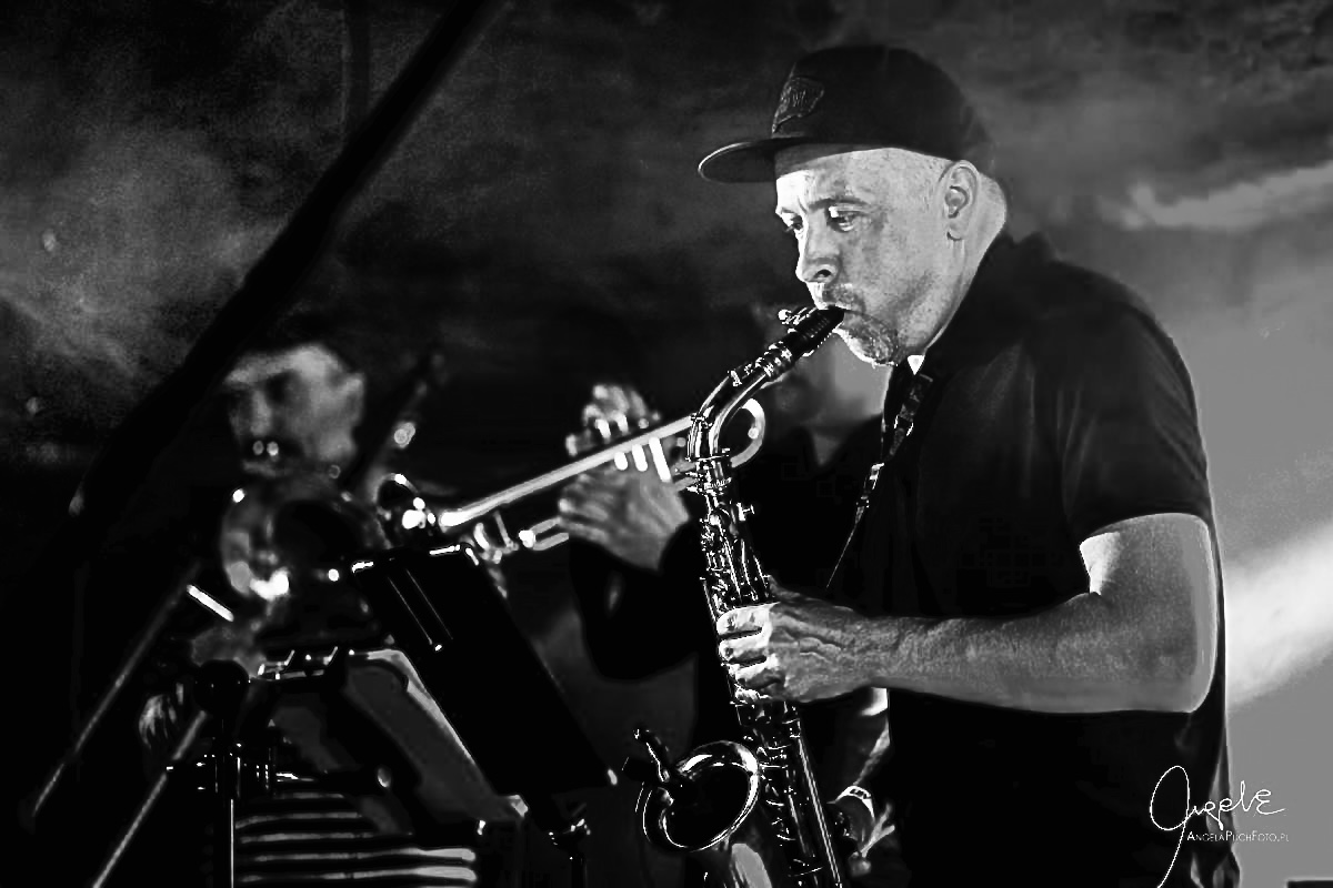 Melodie ludowe Podkarpacia w jazzowych aranżacjach. Zapraszamy do słuchania 2 - Polskie Radio Rzeszów Melodie ludowe Podkarpacia w jazzowych aranżacjach. Zapraszamy do słuchania - Polskie Radio Rzeszów