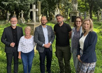 Do 1 września można składać wnioski o granty na odnowę cmentarzy