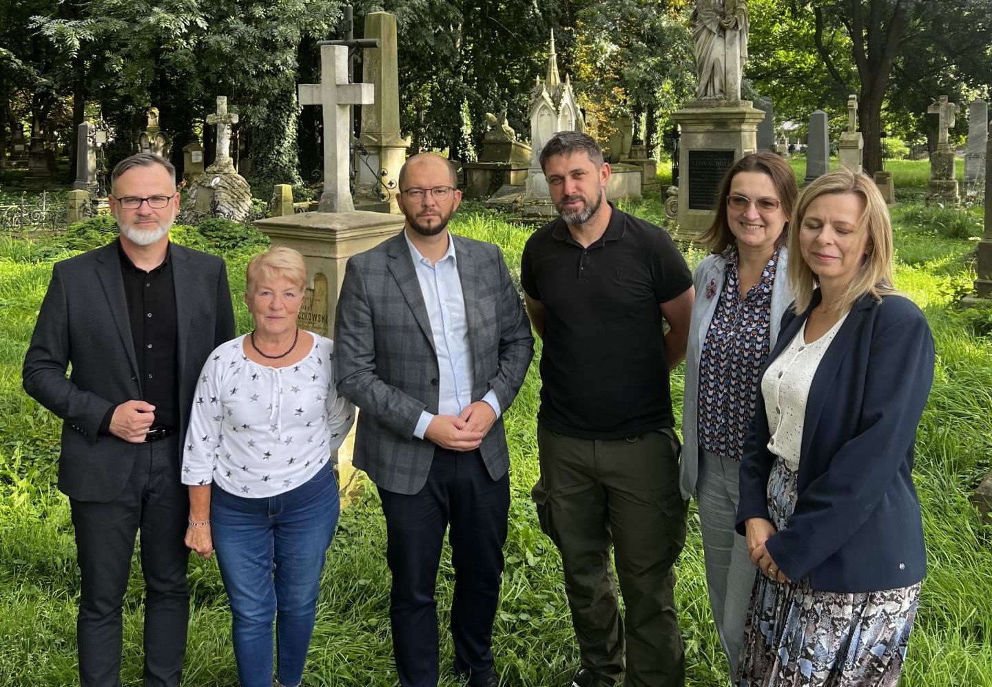 Do 1 września można składać wnioski o granty na odnowę cmentarzy 8 - Polskie Radio Rzeszów Do 1 września można składać wnioski o granty na odnowę cmentarzy