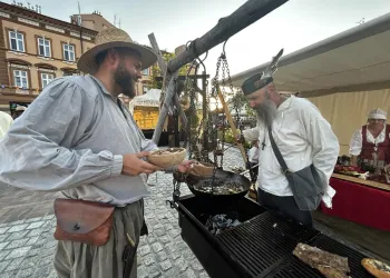 Jarmark Jarosławski – święto handlu, teatru i muzyki