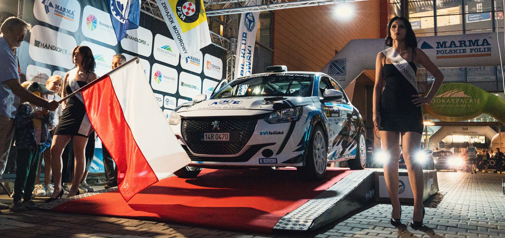 Za nami inauguracja 34. Rajdu Rzeszowskiego [ZDJĘCIA, WIDEO]