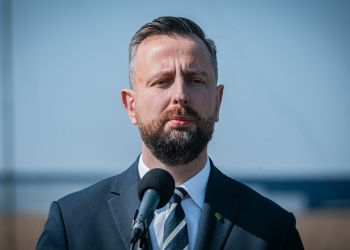 Szef MON odwiedzi Rzeszów i Nową Dębę