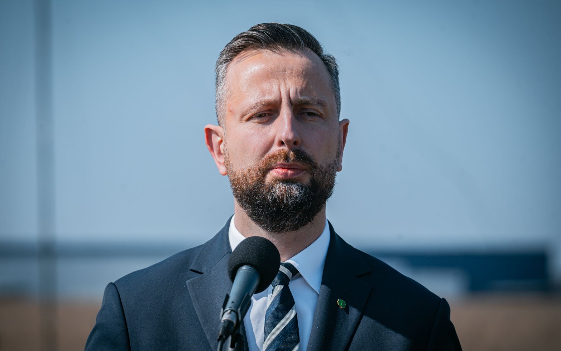 Szef MON odwiedzi Rzeszów i Nową Dębę