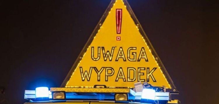 Uwaga kierowcy – wypadek w&nbsp;Strzegocicach, wprowadzono ruch wahadłowy