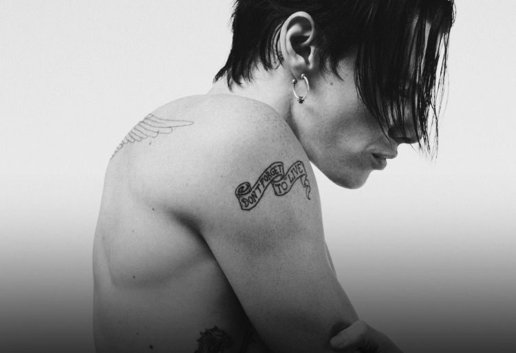 YUNGBLUD – „Idols”