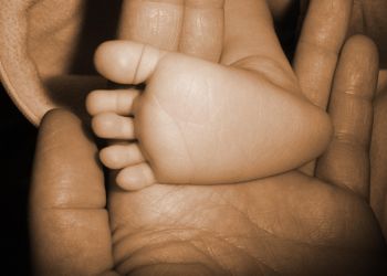 Zwłoki noworodka w reklamówce, dziecko prawdopodobnie urodziło się żywe