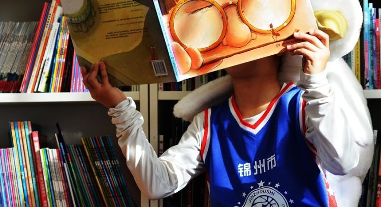 Aktor Artur Barciś i pisarz Wojciech Bonowicz gośćmi podkarpackiego Festiwalu Literackiego "Łączy nas bajka" 1 - Polskie Radio Rzeszów Aktor Artur Barciś i pisarz Wojciech Bonowicz gośćmi podkarpackiego Festiwalu Literackiego „Łączy nas bajka”