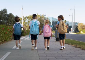 „Zdrowy powrót do szkoły” – bezpłatne badania i konsultacje dla dzieci