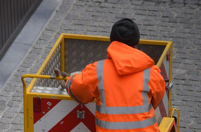 Zmiany w odbiorze odpadów – rusza zbiórka tekstyliów w Lubaczowie