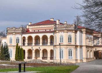 Pałac w Tyczynie otwarty dla zwiedzających