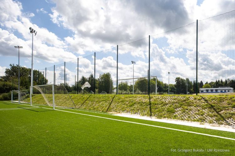 Dobiegają końca prace na stadionie KS Grunwald Budziwój