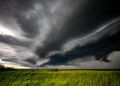 IMGW ostrzega przed&nbsp;burzami w&nbsp;północnej części regionu – możliwe gradobicia i&nbsp;silny wiatr