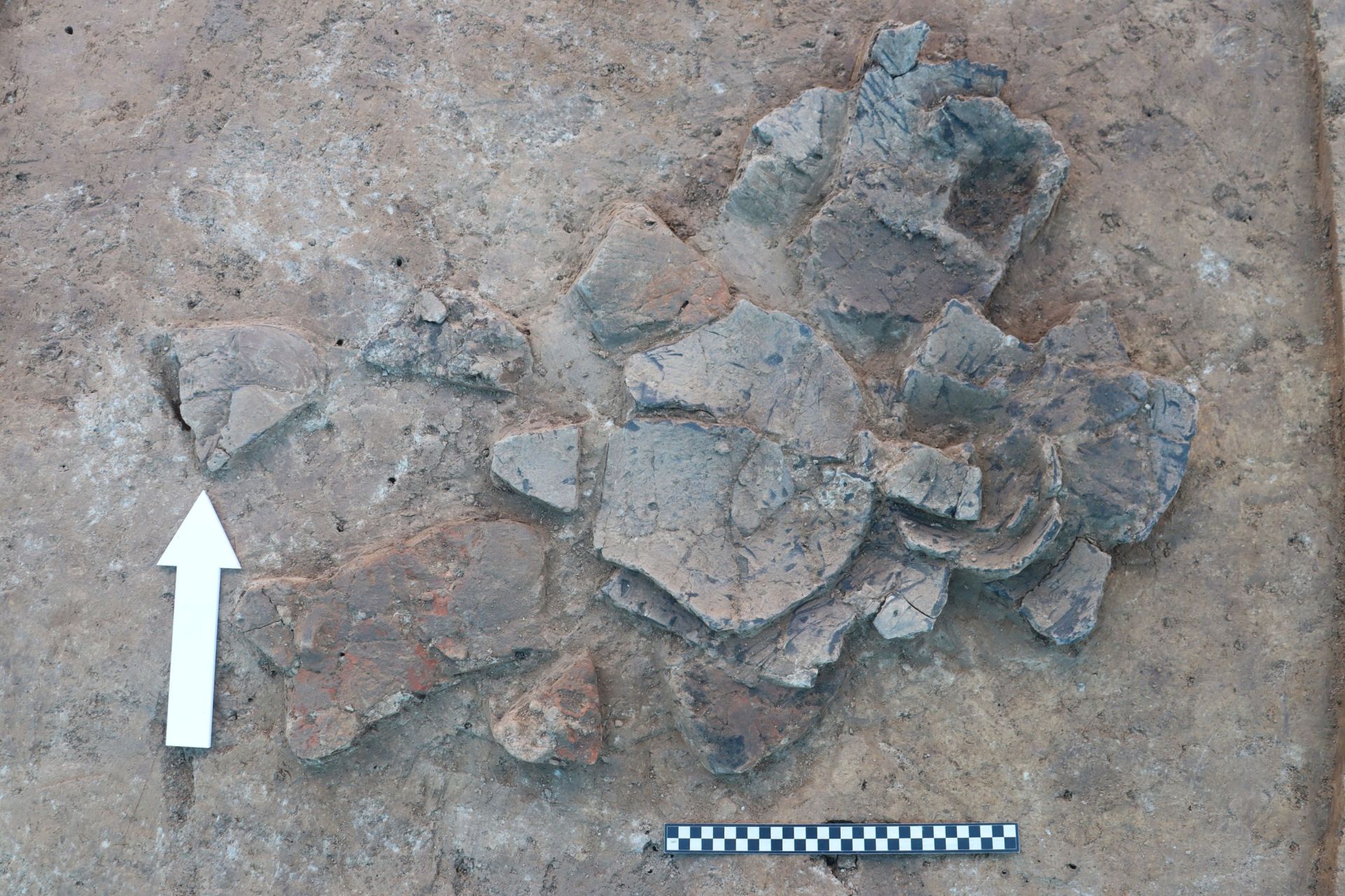 Archeolodzy z UR odkryli w Orłach pozostałości eneolitycznej osady i średniowiecznego cmentarzyska