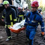 Do 31 osób wzrosła liczba ofiar śmiertelnych rosyjskiego ataku na Kijów [ZDJĘCIA] - Polskie Radio Rzeszów