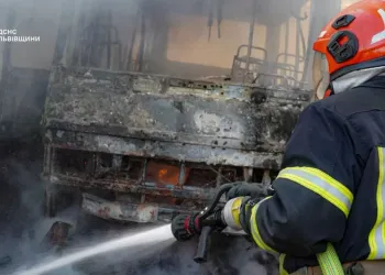 Zmasowany atak Rosji na Ukrainę dronami i rakietami, m.in. na Lwów