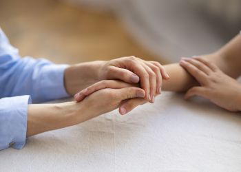 120 mln zł na&nbsp;pomoc ofiarom przestępstw. Rusza konkurs dla NGO