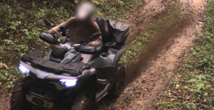 Szarża quadem i spacery po pasie drogi granicznej 1 - Polskie Radio Rzeszów Szarża quadem i spacery po pasie drogi granicznej