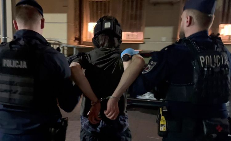 Brutalne morderstwo na kampusie UW. Sprawca poddany obserwacji psychiatrycznej w Jarosławiu