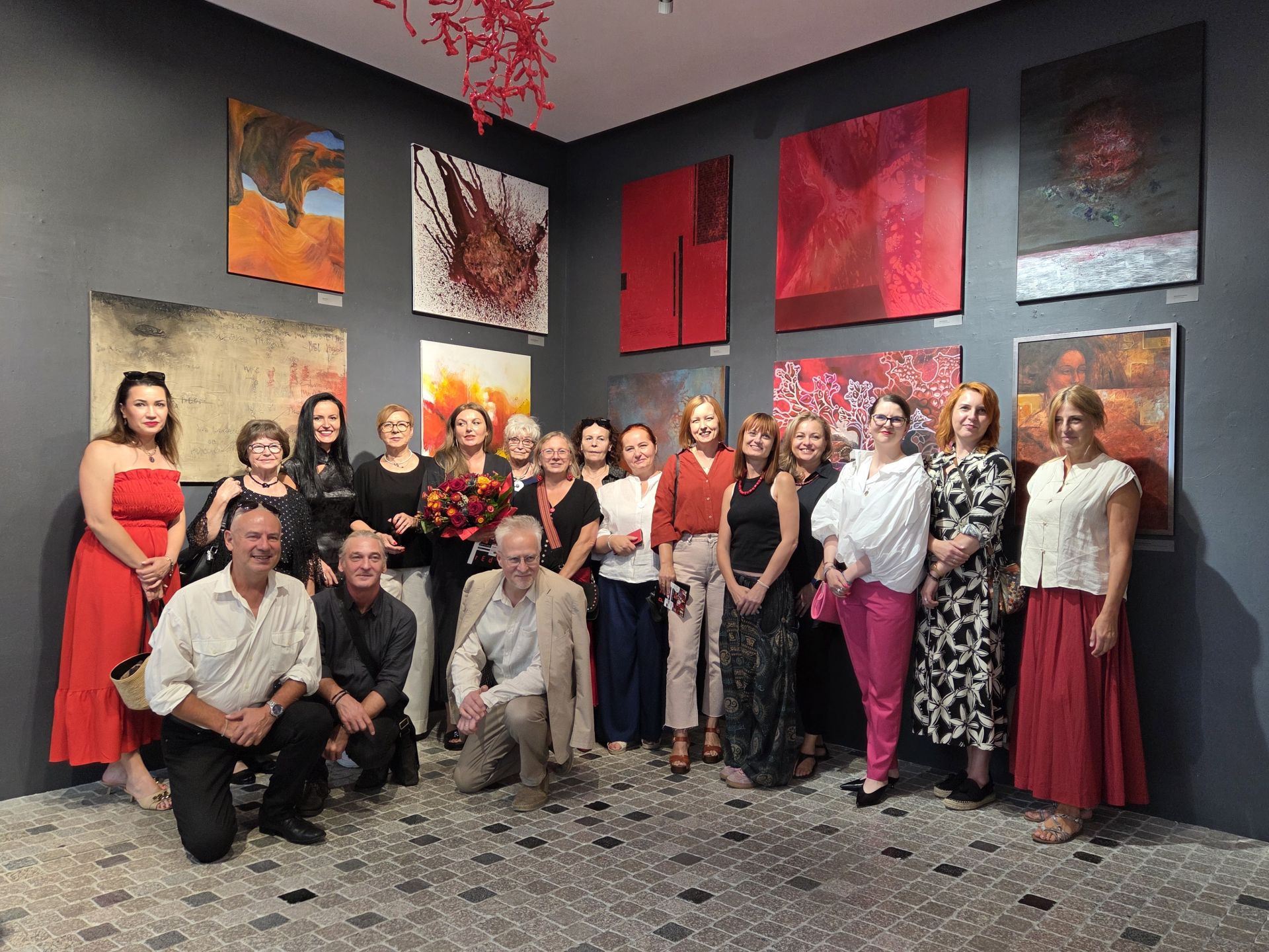 Artyści działający w ZPAP pokazują „Red” w Rzeszowie. Wystawa w Galerii r_z do 14 września [ZDJĘCIA]