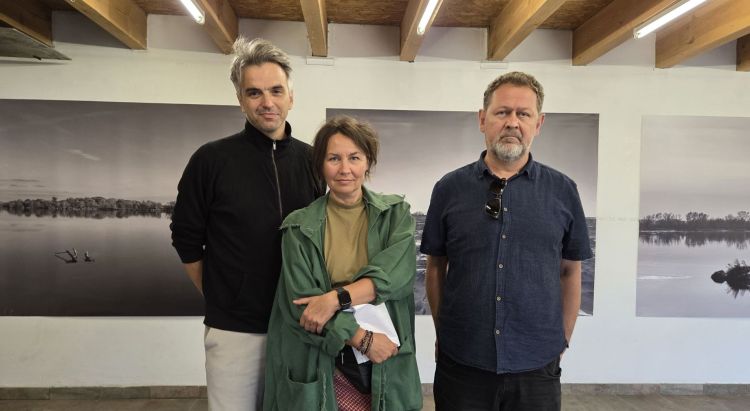 „Znikając” i „Poza jaskinią” – nowe wystawy w Galerii Sztuki Współczesnej Pastula [ZDJĘCIA]