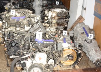 Policjanci z Dębicy odzyskali skradzione części samochodowe