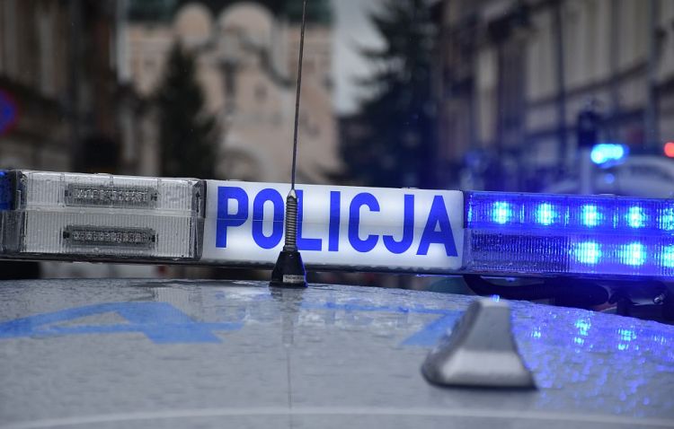 Dzięki pracownikowi banku seniorka nie straciła oszczędności życia